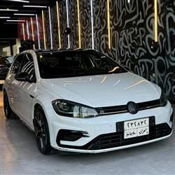 Volkswagen Golf R